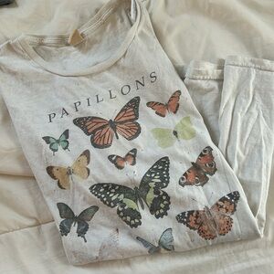 UO Butterfly t shirt
